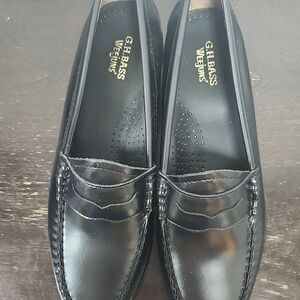 G.H. Bass & Co. Classic Black WoMan's Loafers